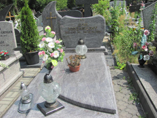 Grób Józef Sadzawiczny