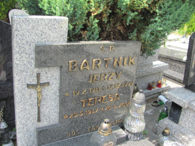 Jerzy Bartnik 1941 Archidiecezja Łódzka - Grobonet - Wyszukiwarka osób pochowanych