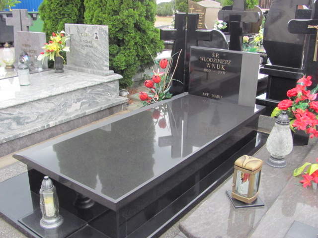 Grób Włodzimierz Wnuk