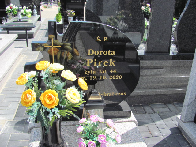 Dorota Pirek 1976 Archidiecezja Łódzka - Grobonet - Wyszukiwarka osób pochowanych